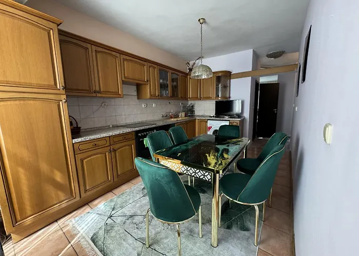 Apartment Leti *